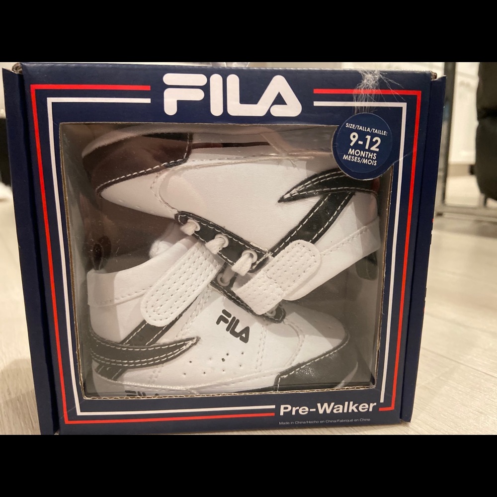 FILA throw back Baby sneakers